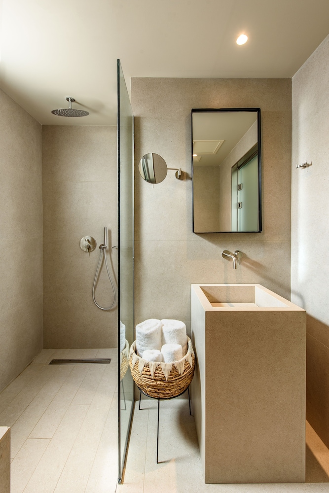 Dom Boutique Hotel — Hotel rooms in Heraklion