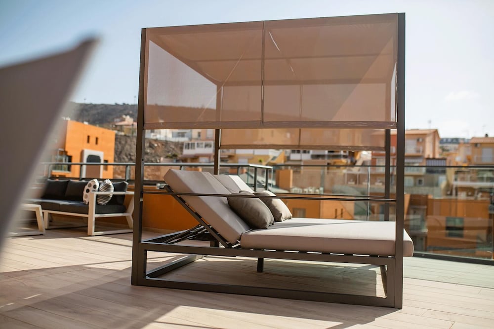 Arguineguin Park By Servatur VV — Hotel rooms in Arguineguin, Canary Islands