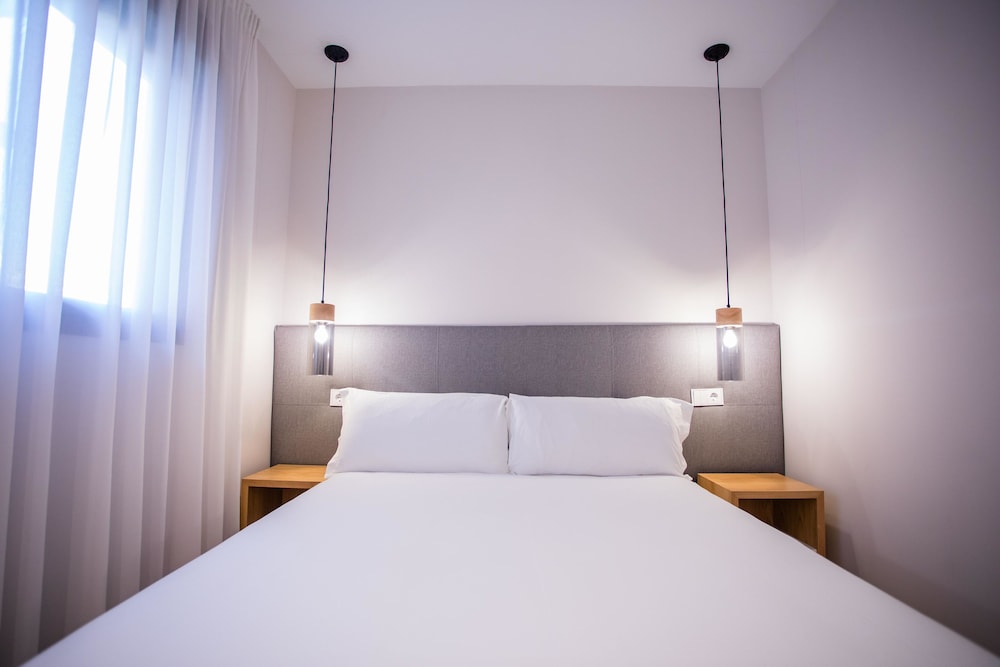Arguineguin Park By Servatur VV — Hotel rooms in Arguineguin, Canary Islands