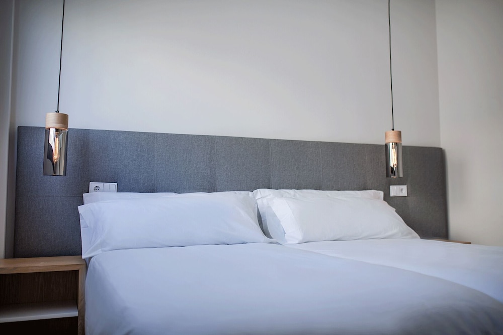 Arguineguin Park By Servatur VV — Hotel rooms in Arguineguin, Canary Islands
