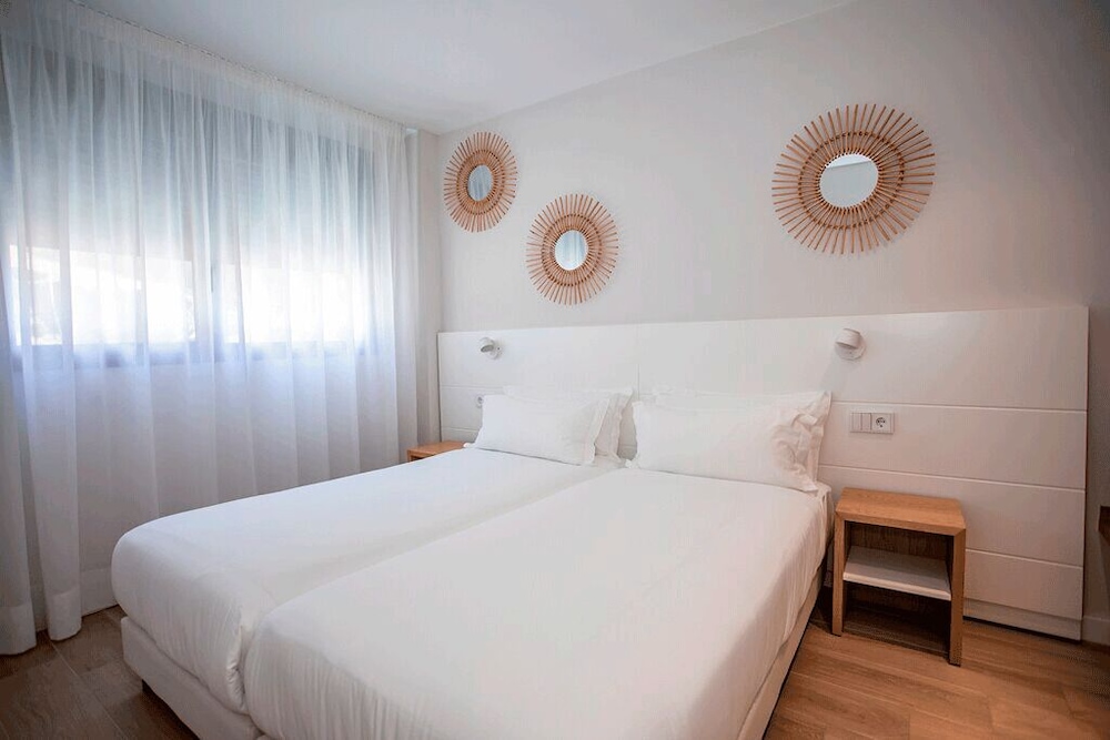 Arguineguin Park By Servatur VV — Hotel rooms in Arguineguin, Canary Islands