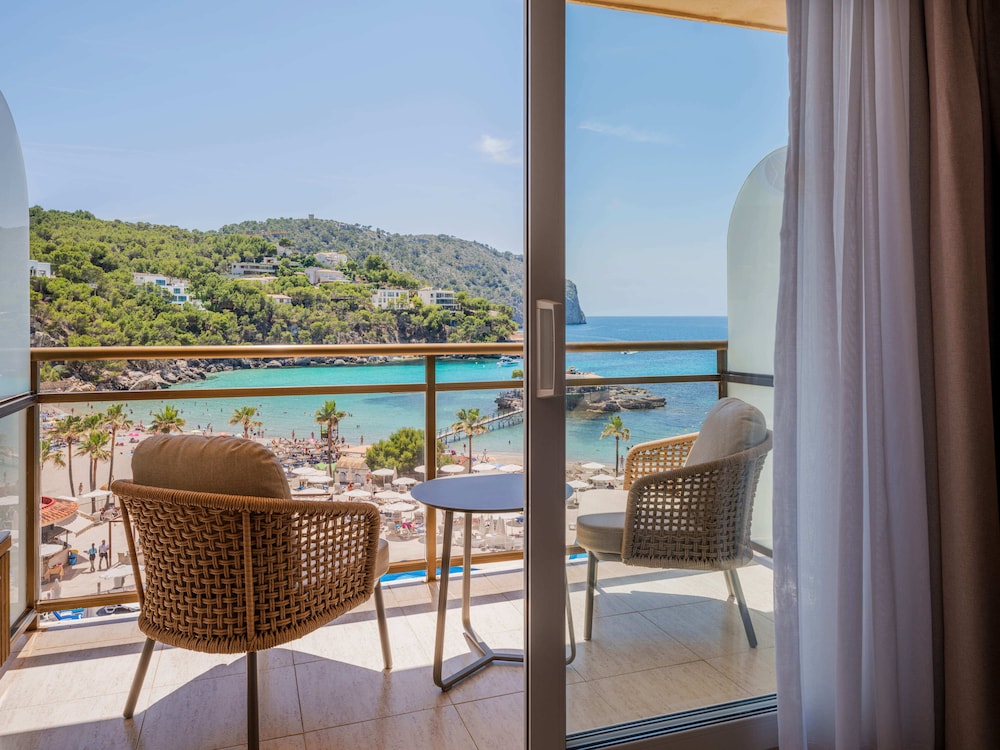 Grupotel Playa Camp de Mar - Adults Only — Hotel rooms in Andratx, Balearic Islands