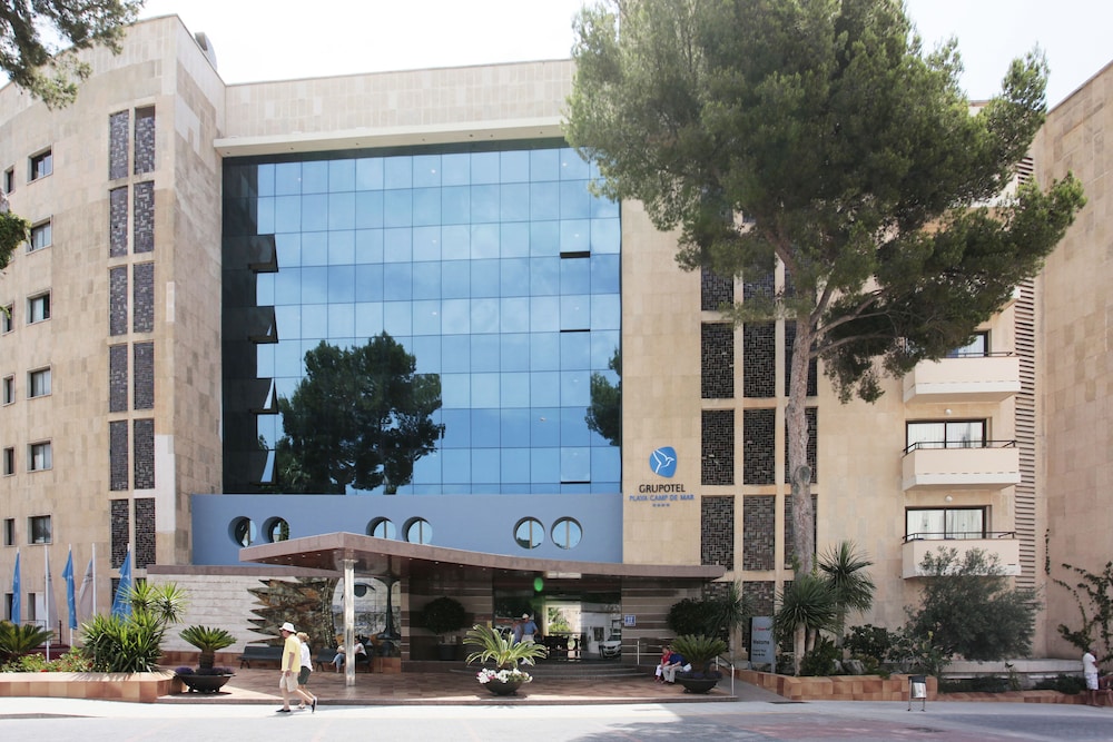 Grupotel Playa Camp de Mar - Adults Only — Hotel building in Andratx, Balearic Islands