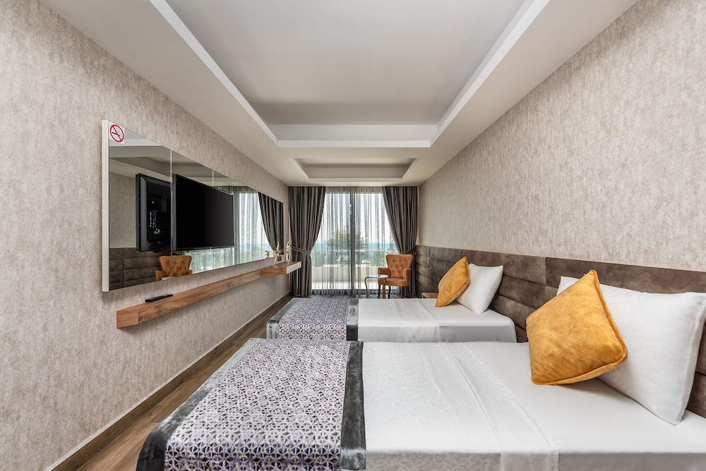 Elite Luxury Suite & Spa — Hotel rooms in Alanya