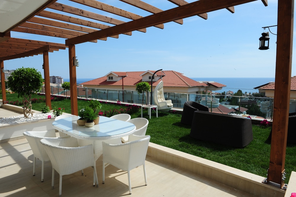 Elite Luxury Suite & Spa — Hotel building in Alanya