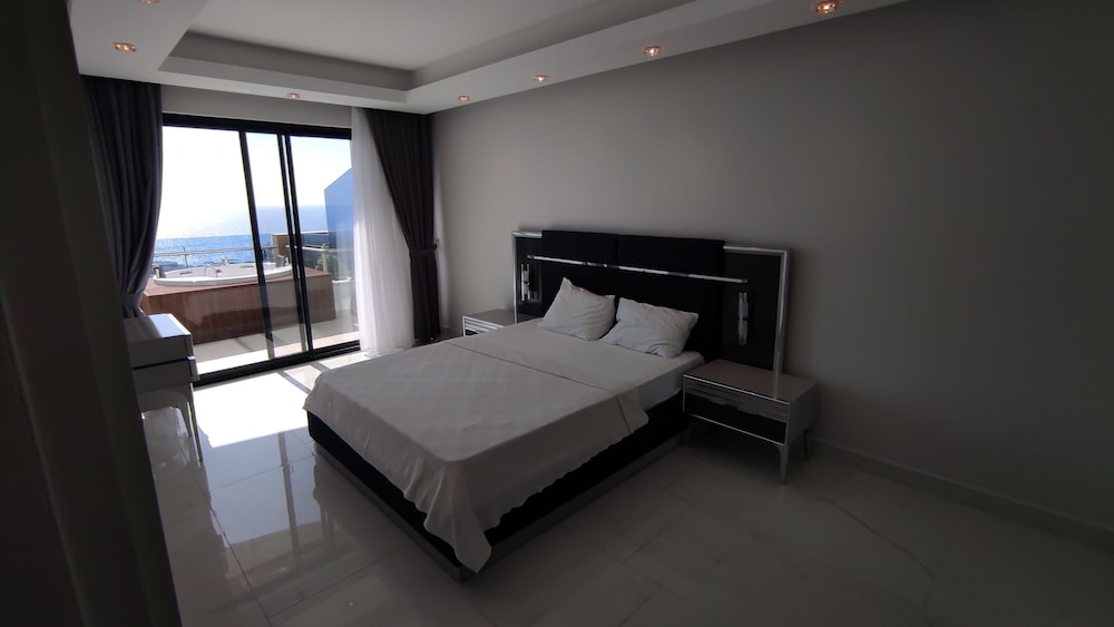 Elite Luxury Suite & Spa — Hotel rooms in Alanya
