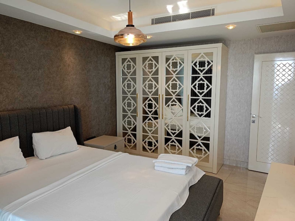 Elite Luxury Suite & Spa — Hotel rooms in Alanya