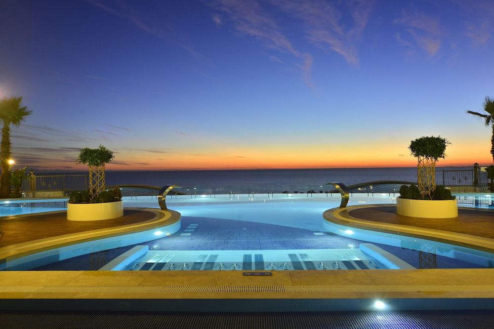 Elite Luxury Suite & Spa - zdjęcie 2