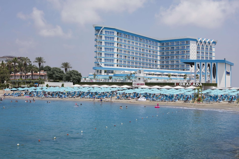 Granada Luxury Beach - All Inclusive — Beach in Avsallar