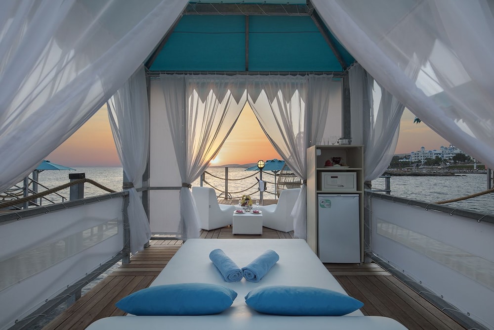 Granada Luxury Beach - All Inclusive — Hotel rooms in Avsallar