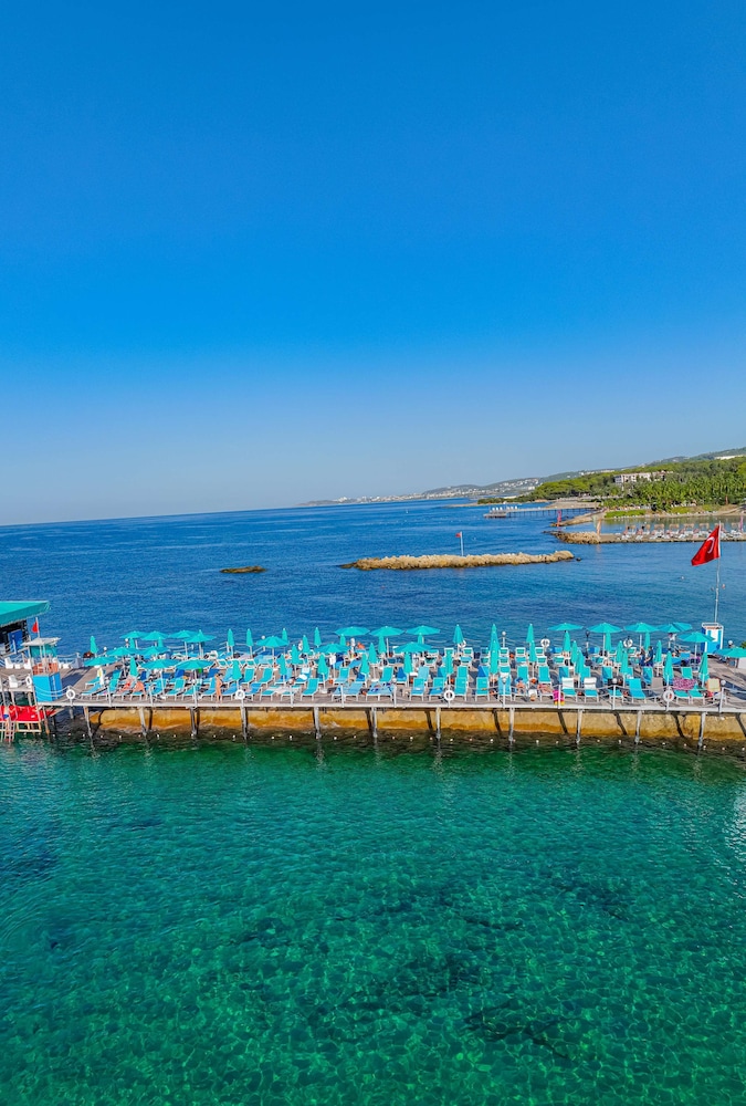Granada Luxury Beach - All Inclusive — Beach in Avsallar