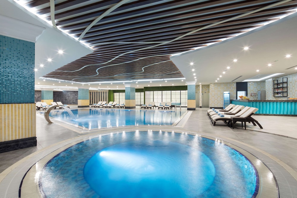 Granada Luxury Beach - All Inclusive — Swimming pool in Avsallar