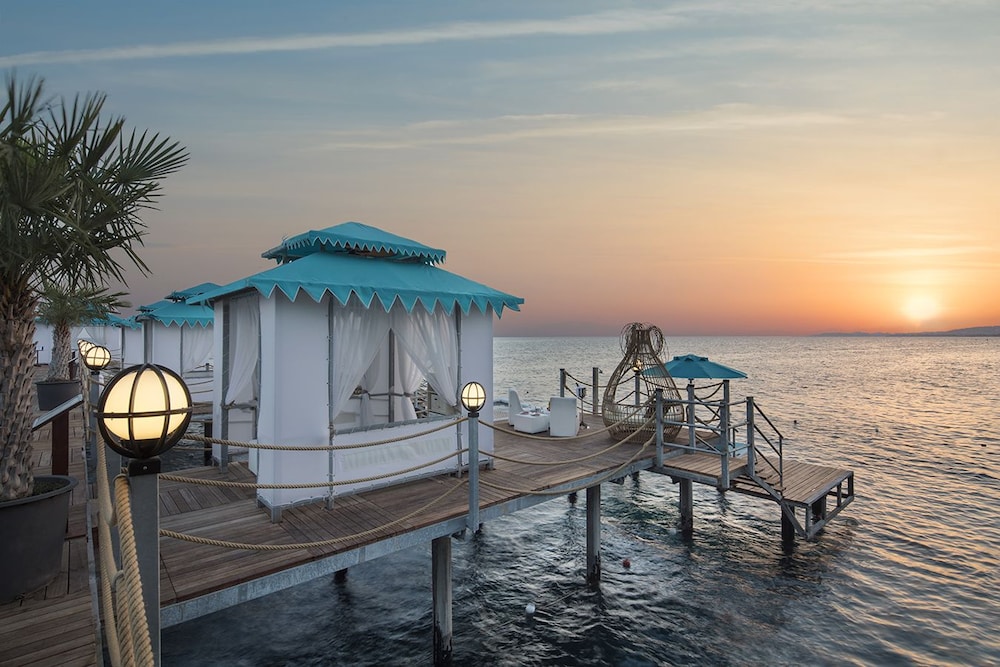 Granada Luxury Beach - All Inclusive — Restaurant & bars in Avsallar