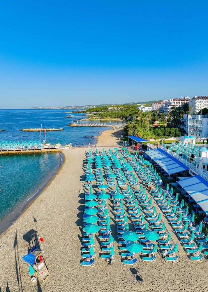 Granada Luxury Beach-Ultra All Inclusive