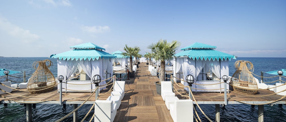 Granada Luxury Beach - All Inclusive — Restaurant & bars in Avsallar