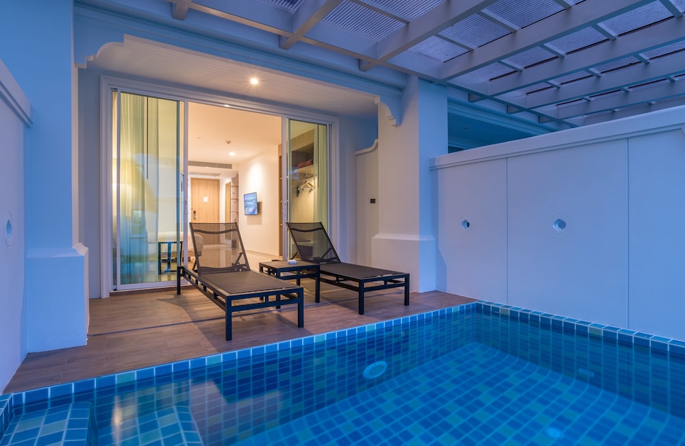 Centara Ao Nang Beach Resort & Spa Krabi — Swimming pool in Ao Nang, Krabi