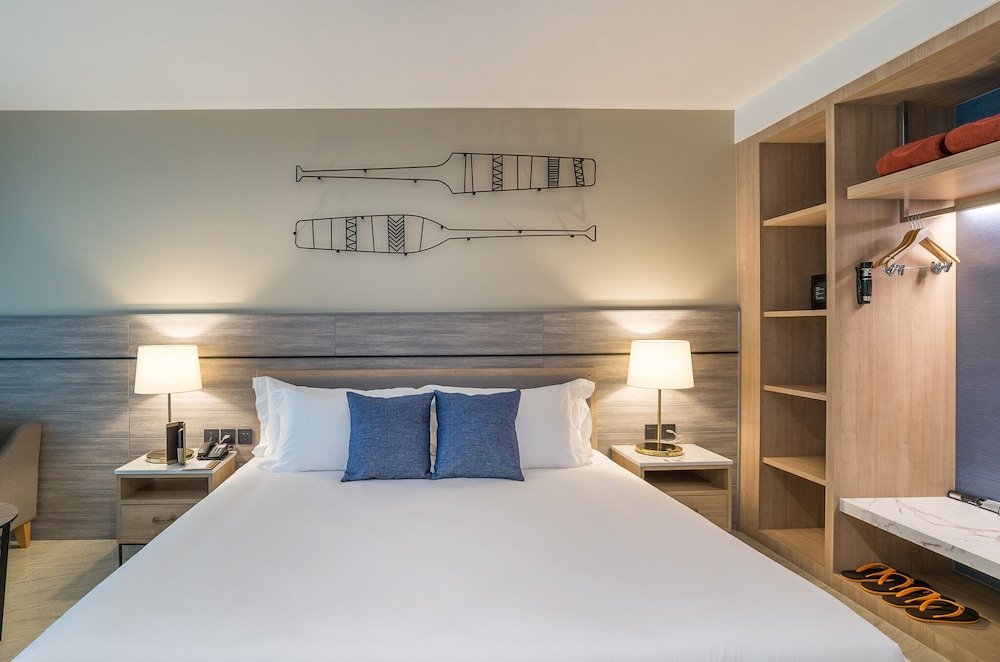 Centara Ao Nang Beach Resort & Spa Krabi — Hotel rooms in Ao Nang, Krabi