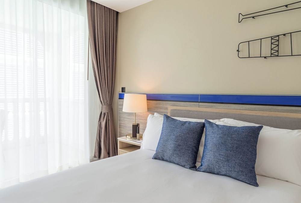 Centara Ao Nang Beach Resort & Spa Krabi — Hotel rooms in Ao Nang, Krabi