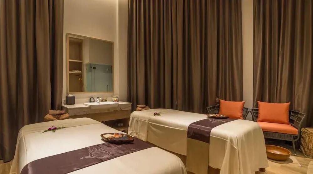 Centara Ao Nang Beach Resort & Spa Krabi — Hotel rooms in Ao Nang, Krabi