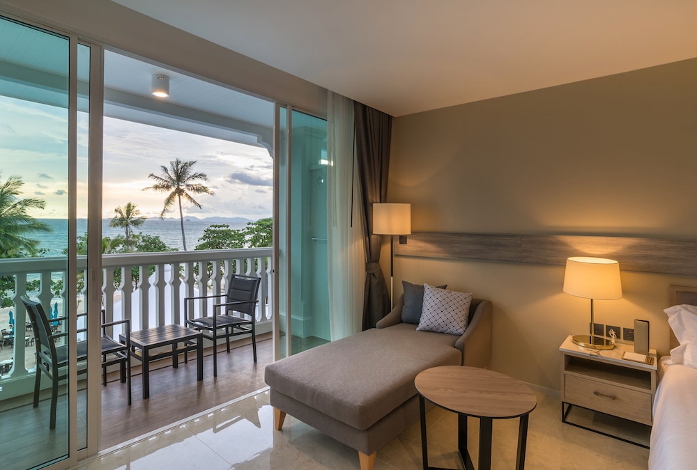 Centara Ao Nang Beach Resort & Spa Krabi — Hotel rooms in Ao Nang, Krabi