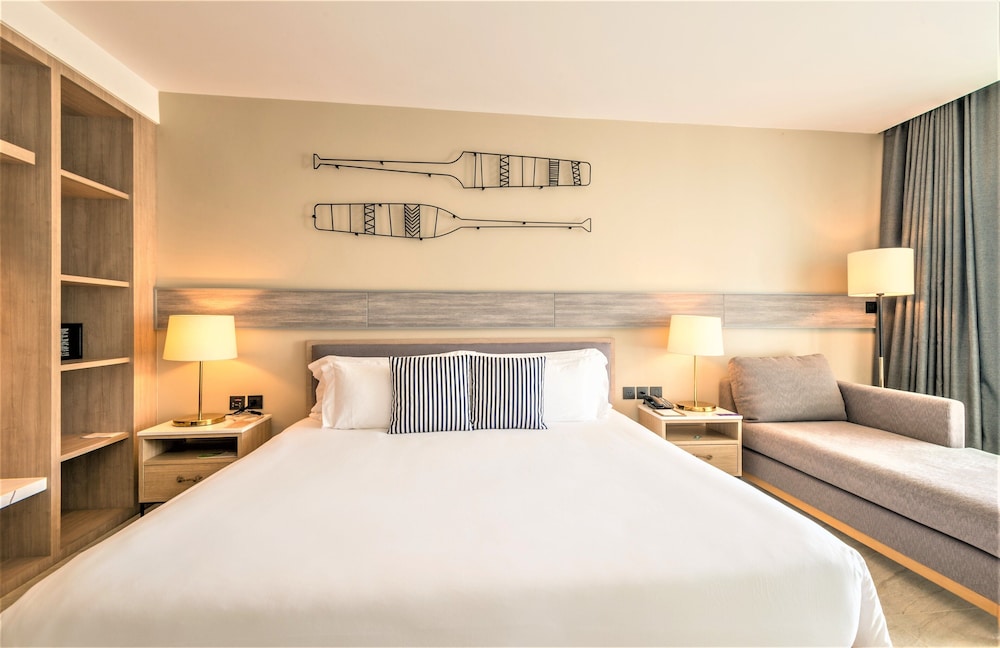 Centara Ao Nang Beach Resort & Spa Krabi — Hotel rooms in Ao Nang, Krabi