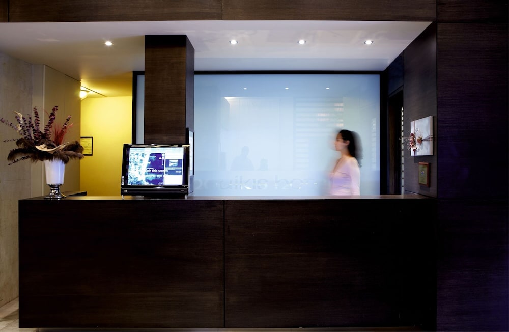 Mouikis Hotel Kefalonia — Hotel building in Argostoli, Ionian Islands
