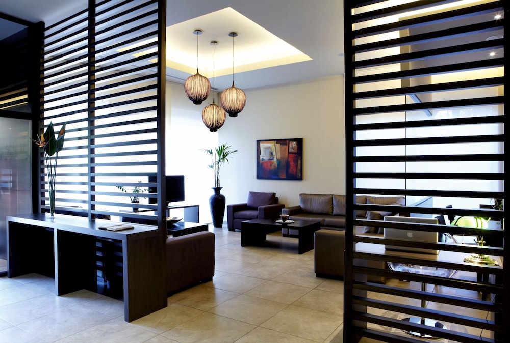 Mouikis Hotel Kefalonia — Restaurant & bars in Argostoli, Ionian Islands