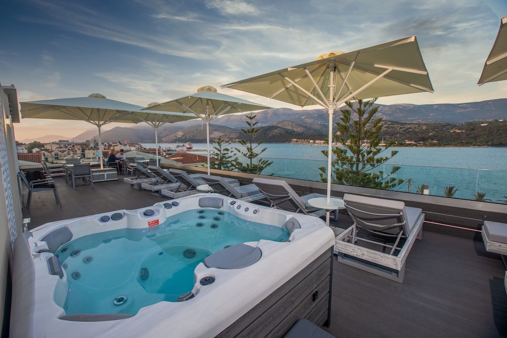 Mouikis Hotel Kefalonia — Spa in Argostoli, Ionian Islands