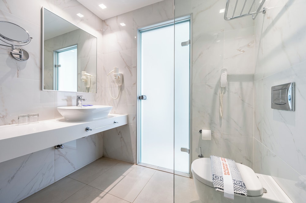 Apollon Windmill Hotel — Hotel rooms in Kos Town, South Aegean