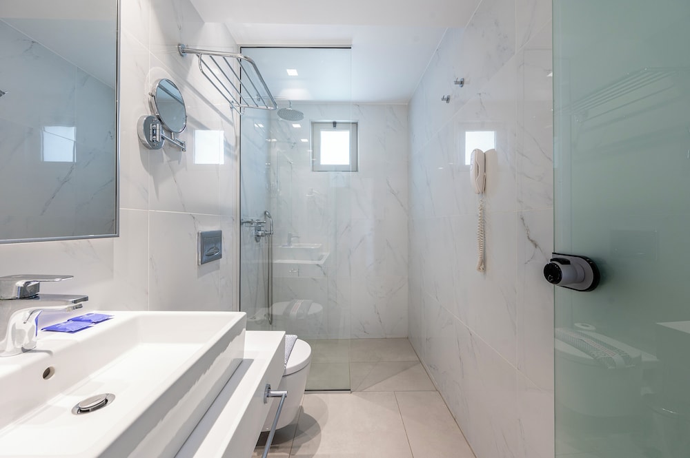 Apollon Windmill Hotel — Hotel rooms in Kos Town, South Aegean