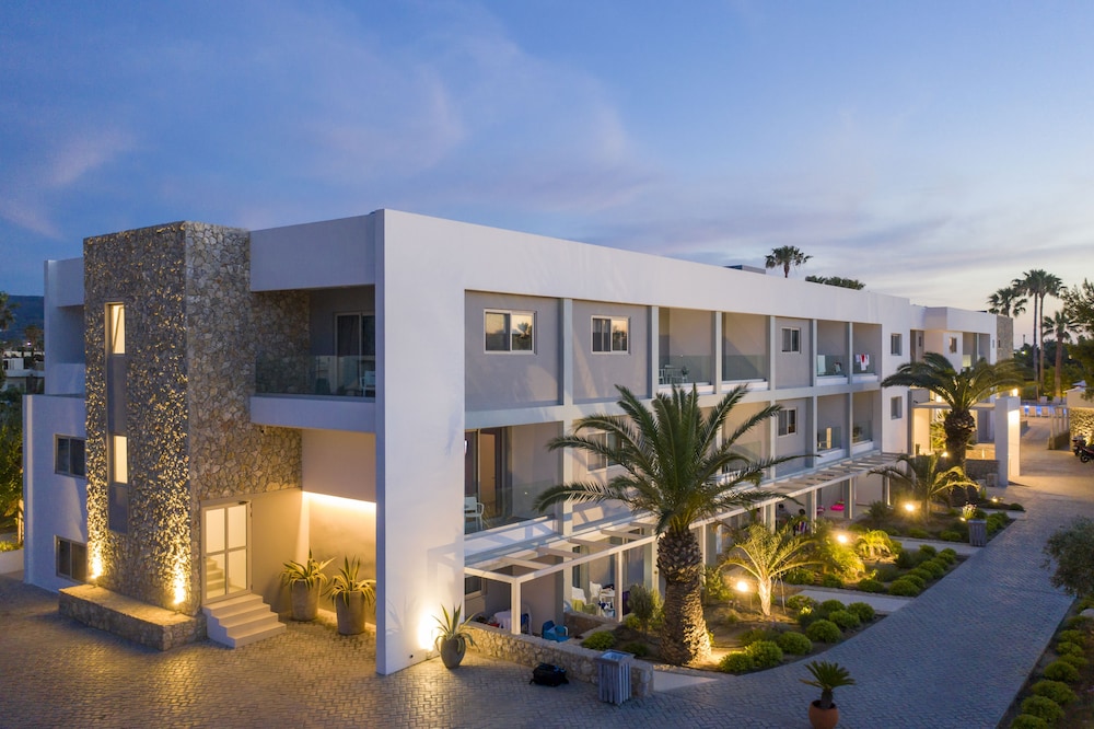Apollon Windmill Hotel — Hotel building in Kos Town, South Aegean