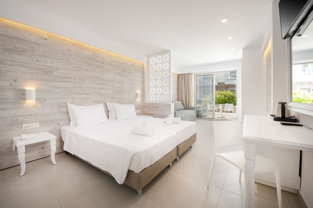 Apollon Windmill Hotel — Hotel rooms in Kos Town, South Aegean