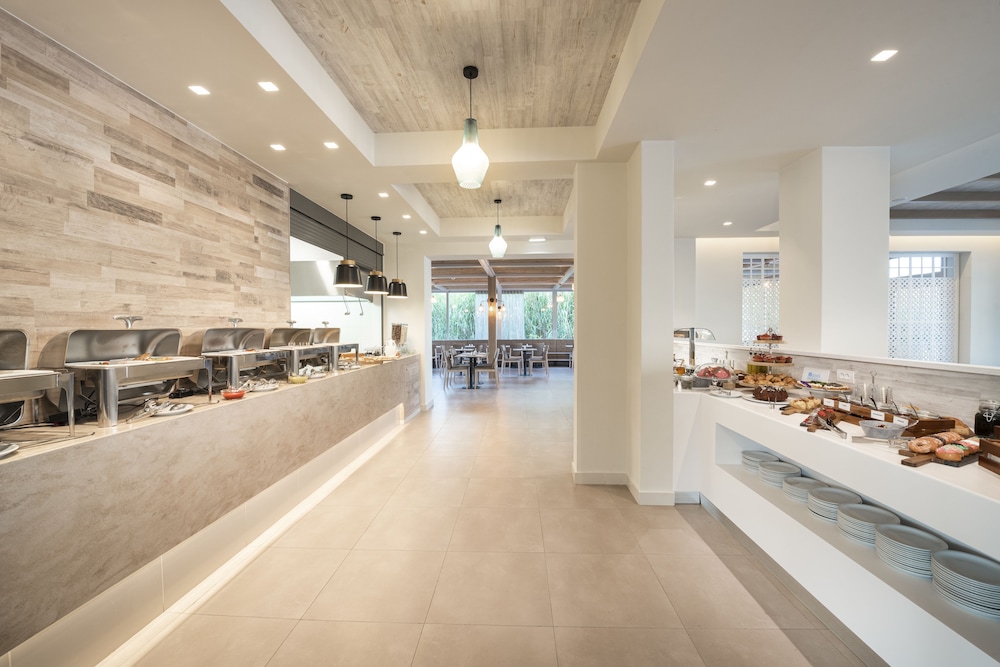 Apollon Windmill Hotel — Restaurant & bars in Kos Town, South Aegean