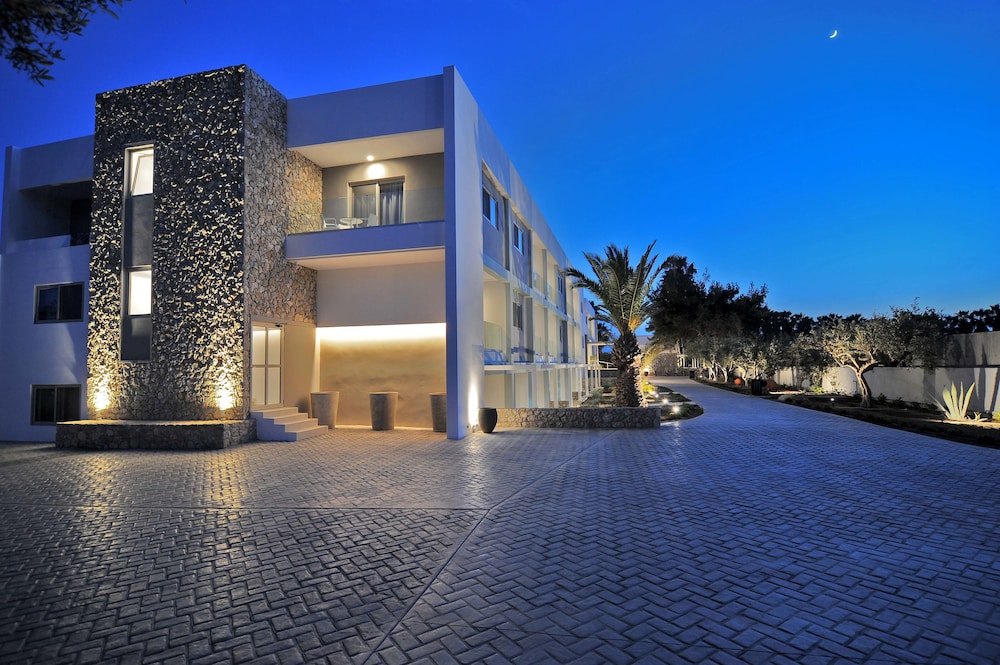 Apollon Windmill Hotel — Hotel building in Kos Town, South Aegean