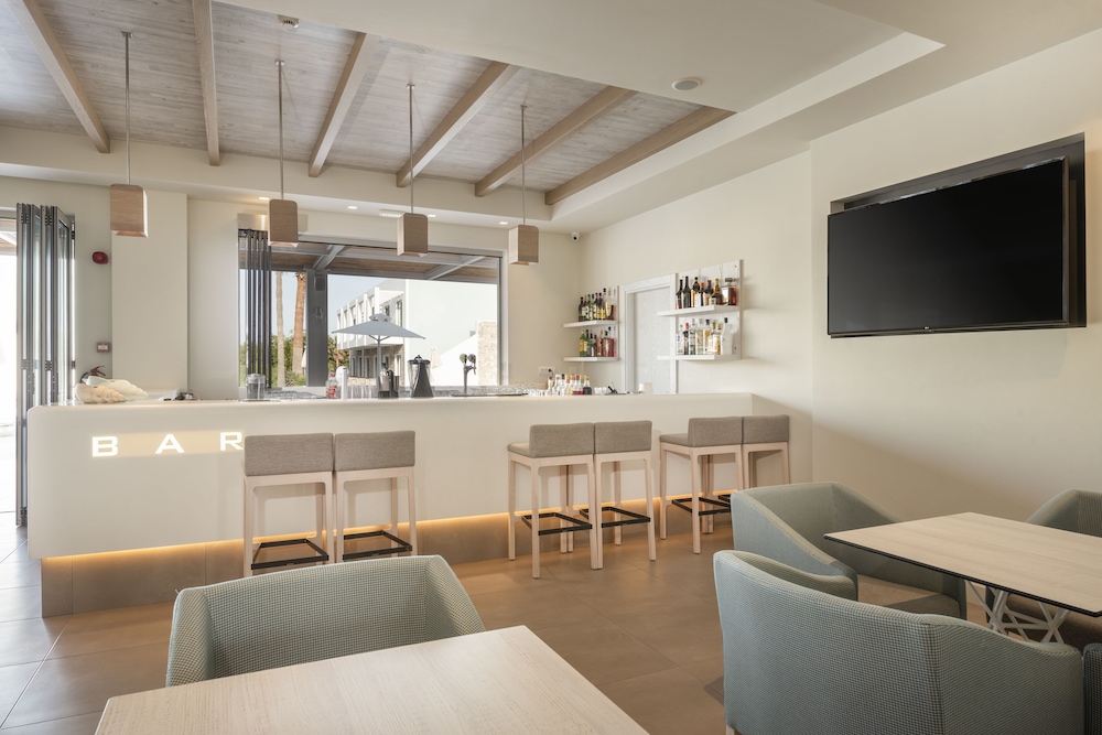 Apollon Windmill Hotel — Restaurant & bars in Kos Town, South Aegean