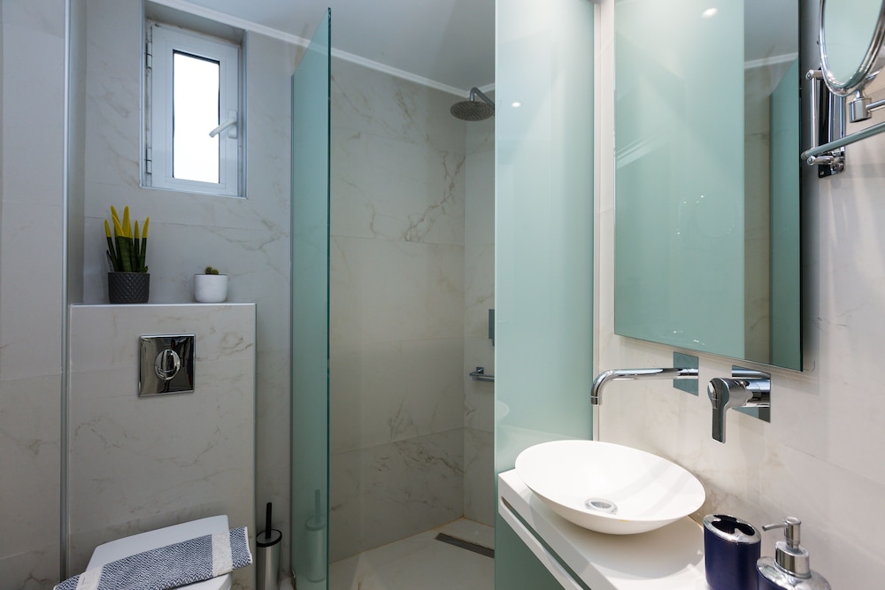 Radamanthy's Apartments — Rooms in Rethymnon