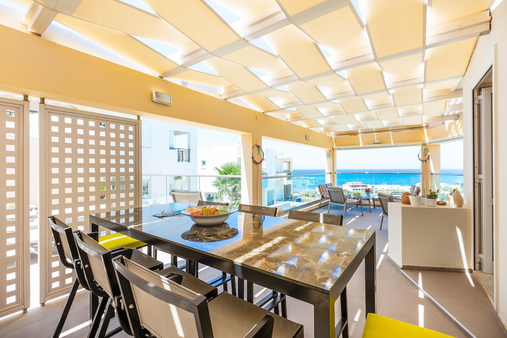 Radamanthy's Apartments — Outdoor in Rethymnon