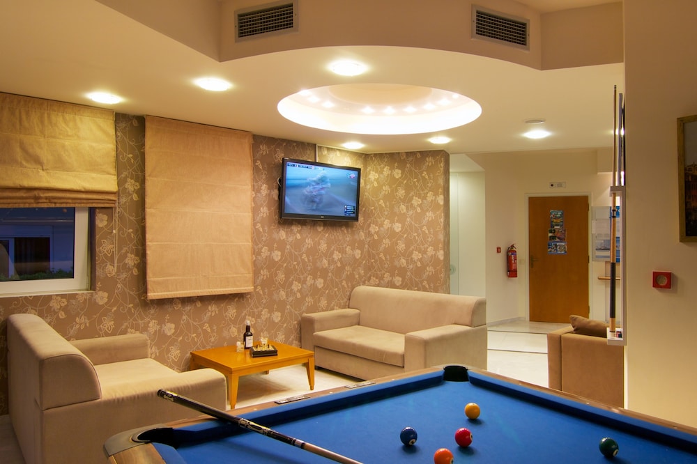 Radamanthy's Apartments — Shared spaces in Rethymnon