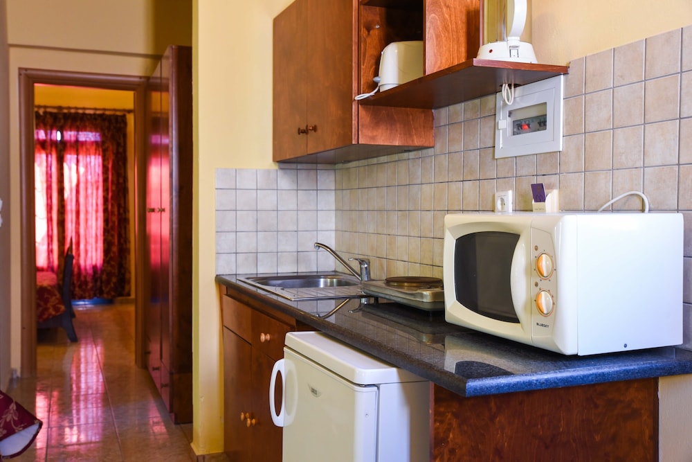 Chrysoula Hotel & Apartments — Hotel rooms in Kefalos, South Aegean