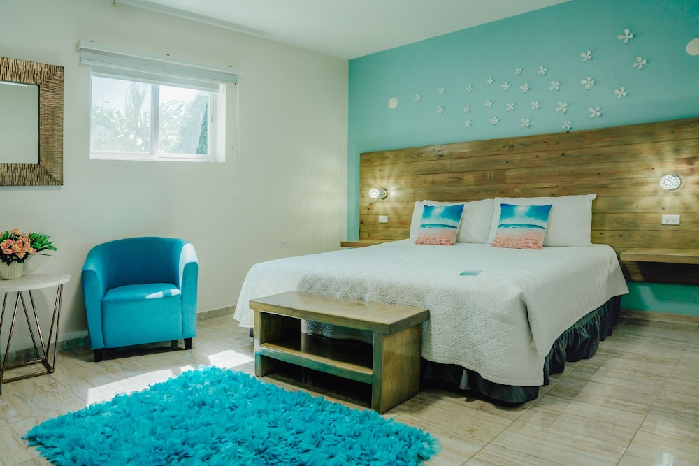 Hotel RH Boutique Aruba — Hotel rooms in Oranjestad, Aruba