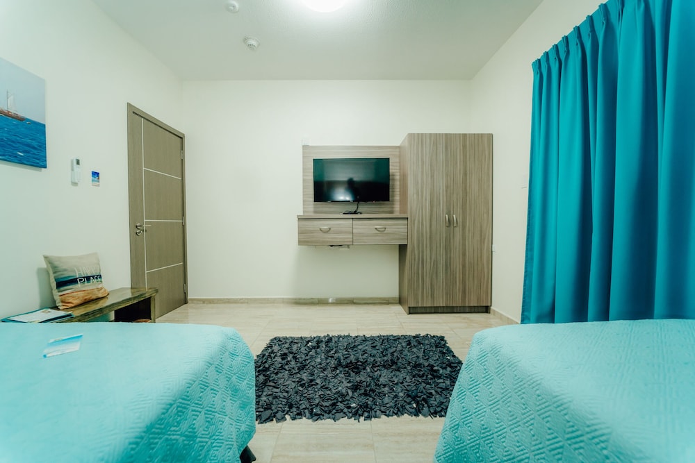 Hotel RH Boutique Aruba — Hotel rooms in Oranjestad, Aruba