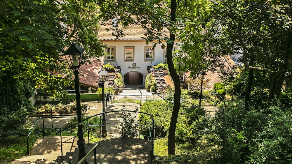 Hotel Jägerhorn — Hotel building in Zagreb, Zagreb (city)