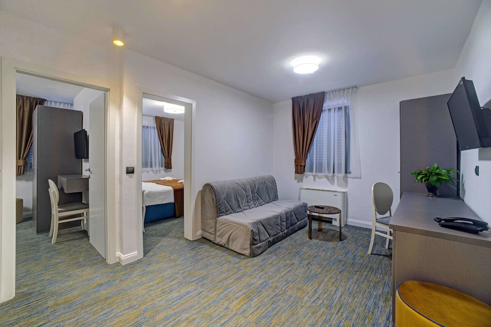 Hotel Skradinski Buk — Hotel rooms in Skradin, Šibenik-Knin