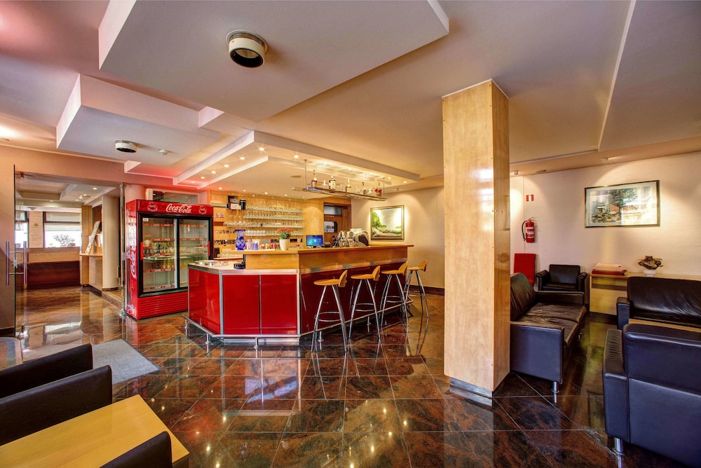 Hotel Skradinski Buk — Restaurant & bars in Skradin, Šibenik-Knin