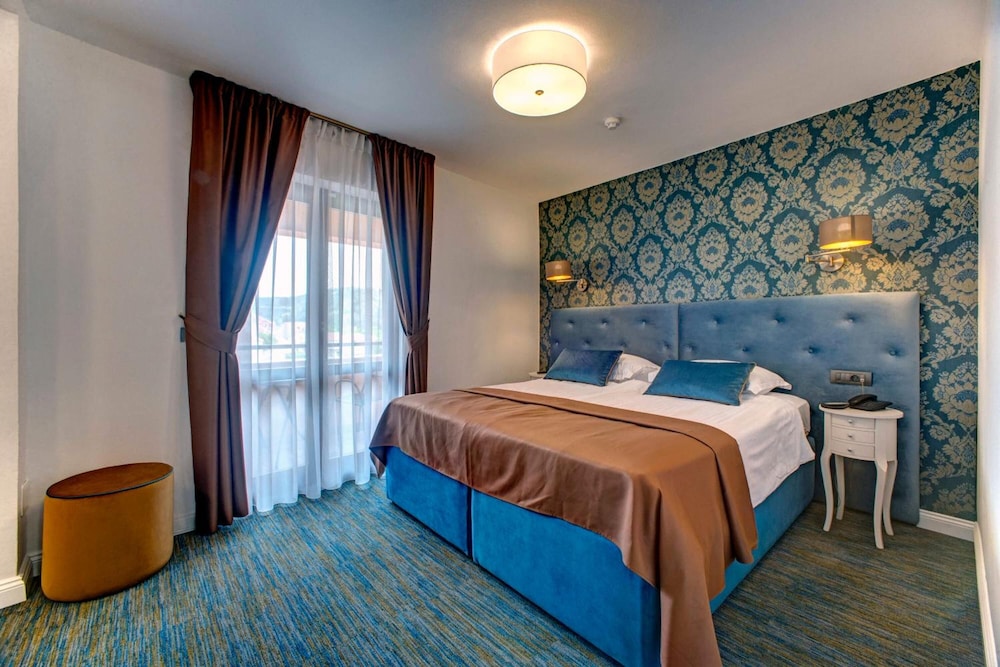 Hotel Skradinski Buk — Hotel rooms in Skradin, Šibenik-Knin
