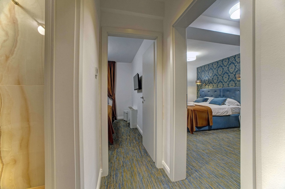 Hotel Skradinski Buk — Hotel rooms in Skradin, Šibenik-Knin