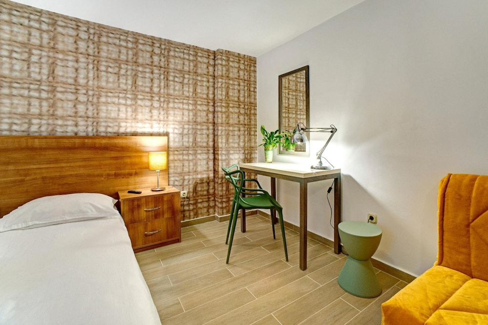 Hotel Skradinski Buk — Hotel rooms in Skradin, Šibenik-Knin