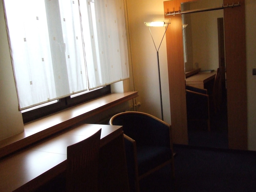 Hotel Tomislavov Dom — Hotel building in Zagreb, Zagreb (city)