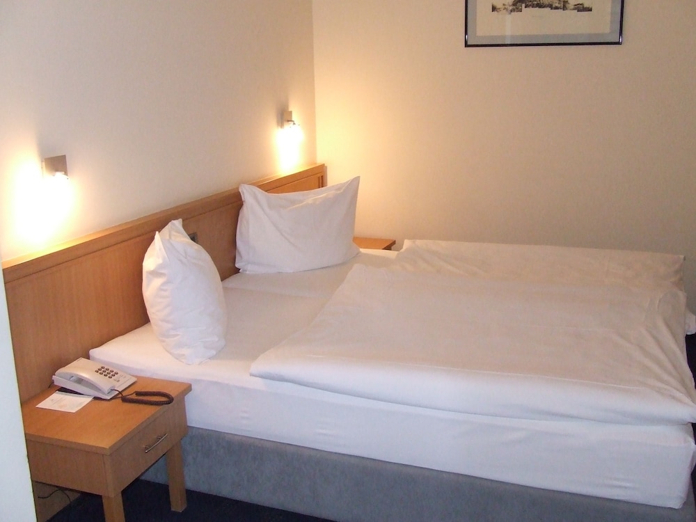 Hotel Tomislavov Dom — Hotel rooms in Zagreb, Zagreb (city)