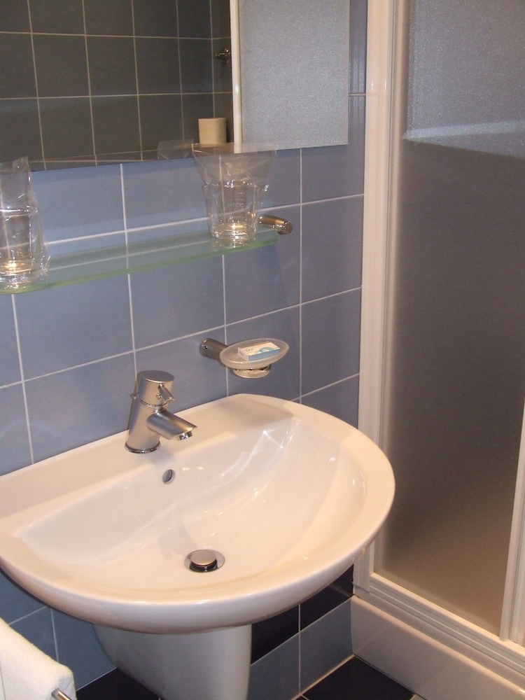 Hotel Tomislavov Dom — Hotel rooms in Zagreb, Zagreb (city)